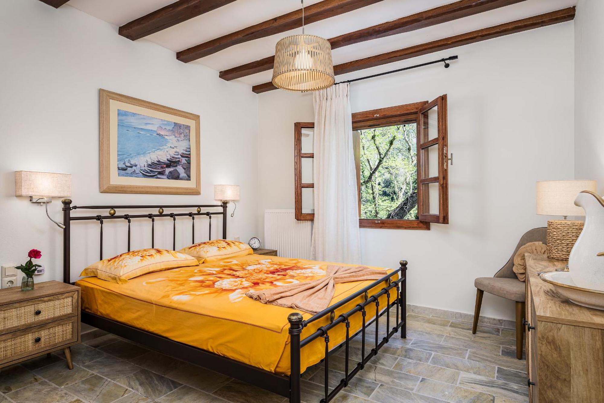 Holiday home Stone Nest Samos Town