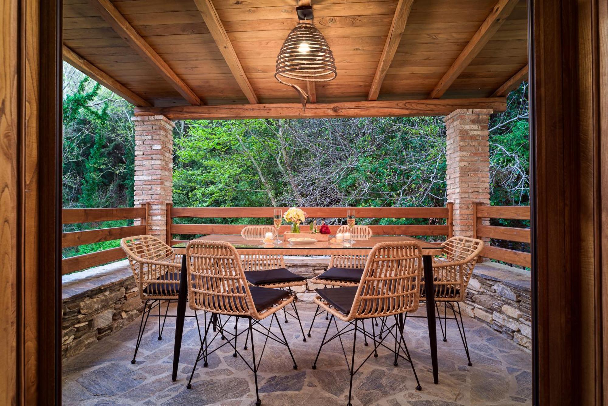 Holiday home Stone Nest Samos Town